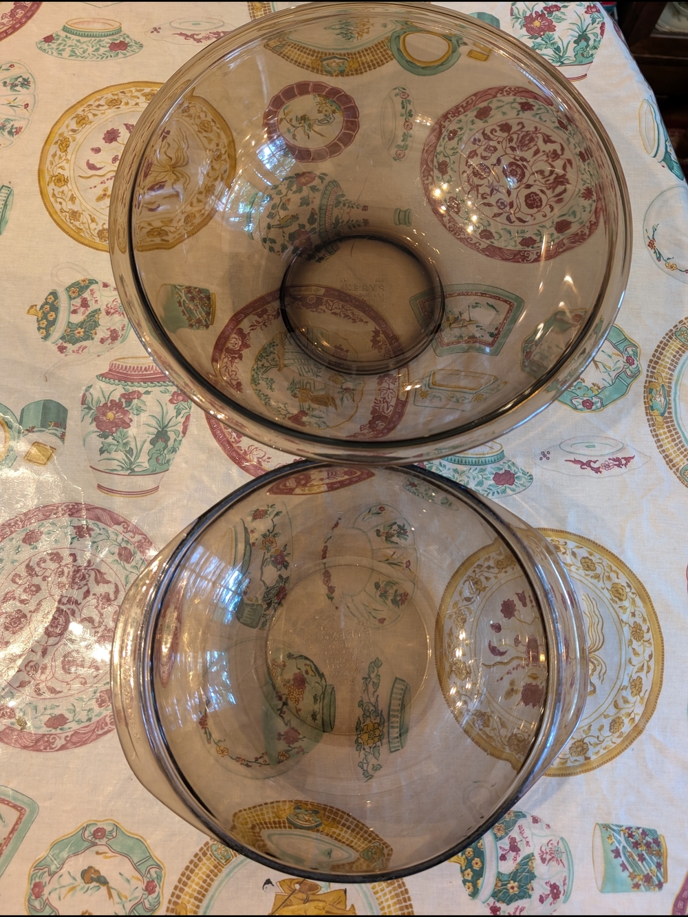 Vintage Pyrex Smoke Tinted Glass Mixing Bowl Set - 4 Qt (326) & 2 Qt (024)